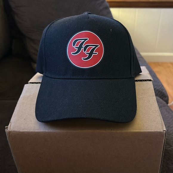 Foo Fighters hat - Picture 1 of 2